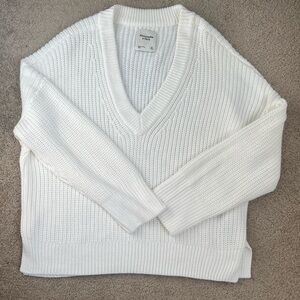 White Abercrombie V neck sweater